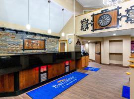 Baymont Inn & Suites by Wyndham Mukwonago، فندق في Mukwonago