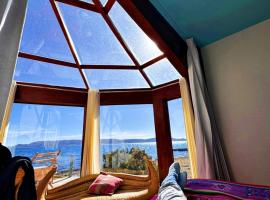 Luquina Experience Lodge, hotel de playa en Luquina