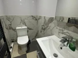 A Comfortable and Cosy Self Contained Room