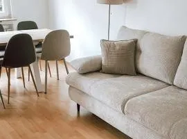 DoreyHome HN1 - Stilvolles Apartment zentral in Heilbronn - 7 Personen - WLAN
