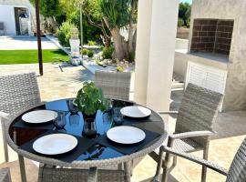 Premium 2025 Housing with BBQ，位于帕拉利米尼的酒店