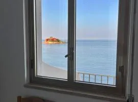 La terrazza sul mare, 44