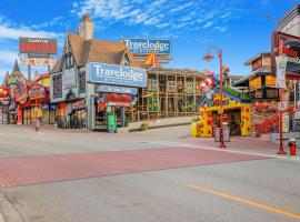 Travelodge by Wyndham Niagara Falls At the Falls, khách sạn 3 sao ở Niagara Falls