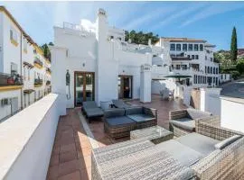 3 Bed Apartment in Benahavís