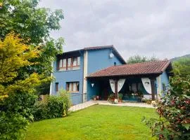 Asturias La Casa Azul