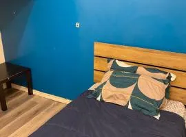 Base-8 Private Room In Cambridge