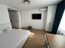 Garsoniera de la Mare 3
