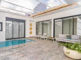 Visitacion Pool House
