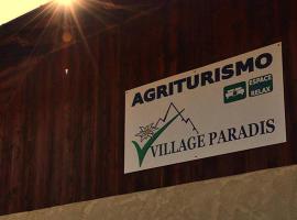 Village Paradis, farm stay in Roisan