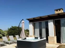 Villa Mary con idromassaggio e accesso in piscina