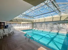 SHB - Piscina Relaxante, Conforto em Pitangueiras