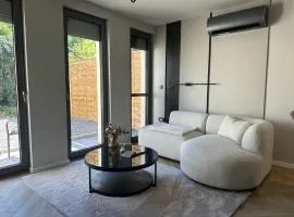 H52 Home