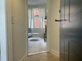 Central and Spacious Apartment for 4