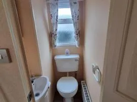 Thornwick bay Velvet Vale 80