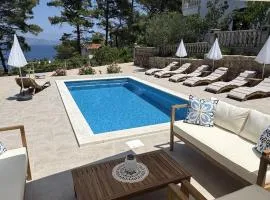 Apartments and Room Villa Makaj