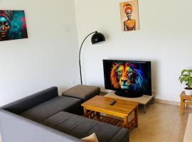 Luxury low-cost flat in Akassato, hotel v destinaci Abomey-Calavi