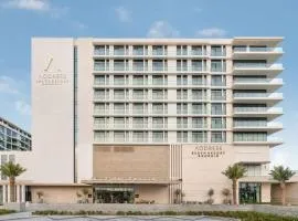 Luxury 1BR Apartment Address beach resort