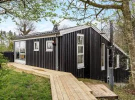 Amazing Home In Glesborg With Kitchen