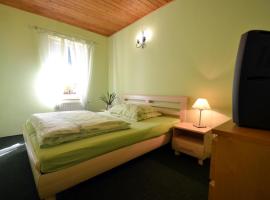 Hotel Studenec, hotel em Rožmberk nad Vltavou