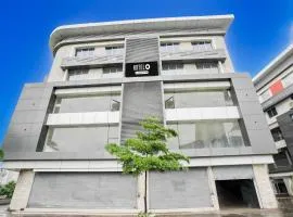 Hotel O Adajan