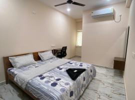 Comfort Cove - 2BHK, hotel in Haiderabad