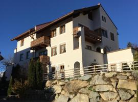 Haus Christina, hotel in Fiss