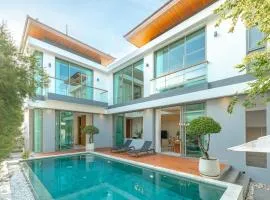 V218 Brand New Near Best Beaches & Boat Avenue