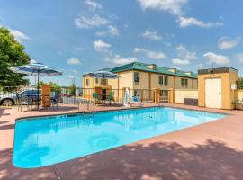 Quality Inn Auburn Campus Area I-85, hotel i Auburn