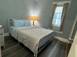 Charming 2-bedroom apartment with WiFi, fitness room in delightful Buffalo