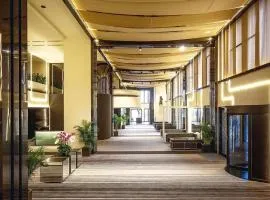 Regency Art Hotel