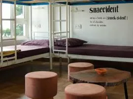 B For Bunk, Mussoorie