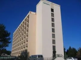 Garden Plaza Hotel