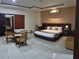 Emperorhotel