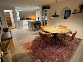 Villa Centrum โรงแรมในโฮลสเตโบร