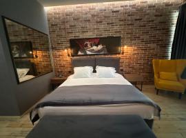 Rozafa Fish City Hotel, hotel v destinaci Labinot i Poshtëm