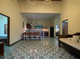 Meriki Losari Villa