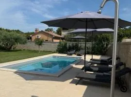 Ferienhaus Tatjana mit Pool