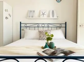 Holihome The Shore Room