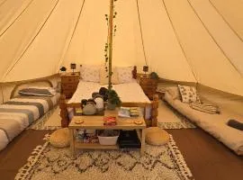 Sŵn Y Môr bell tent