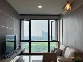 Cozy Fully Furnished 2BR Apartment NavaPark BSD