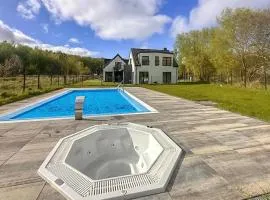 Amazing Apartment In Trzesacz
