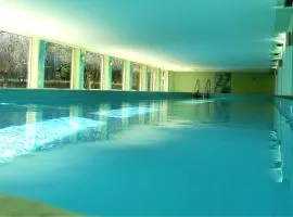 JÜRGEN Haus KMB Seeappartement am Ossiacher See, Hallenbad, Skiarena Gerlitzen
