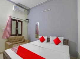 Hotel O Chauhan GalaxyHotel, ξενοδοχείο σε Panki