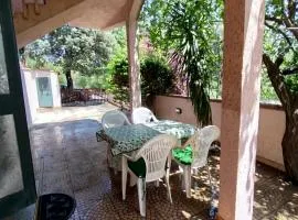 La casa nel borgo, in a cozy charming village, 15 min to Beach, Small pets welcome