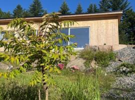 Kvernhusheia Gjesteg&aring;rd, Unterkunft in R&oslash;dland