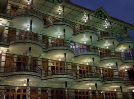 EyeSky, Tosh, hotel in Tosh