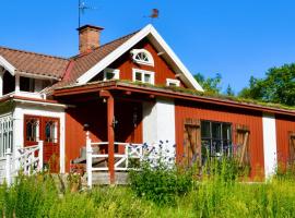 Bj&ouml;rn&aring;sen Bear Hill, hotel med pool i Katrineholm