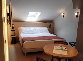 Aparthotel Atenea Calabria, Ferienwohnung in Barcelona