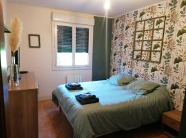 Chambres à louer à 10 minutes du Mans, dans la Sarthe, hotel in Parigné-lʼÉvêque