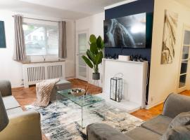 Luxury Virginia Water 3BR near Thorpe Park & Heathrow, hotel in Virginia Water